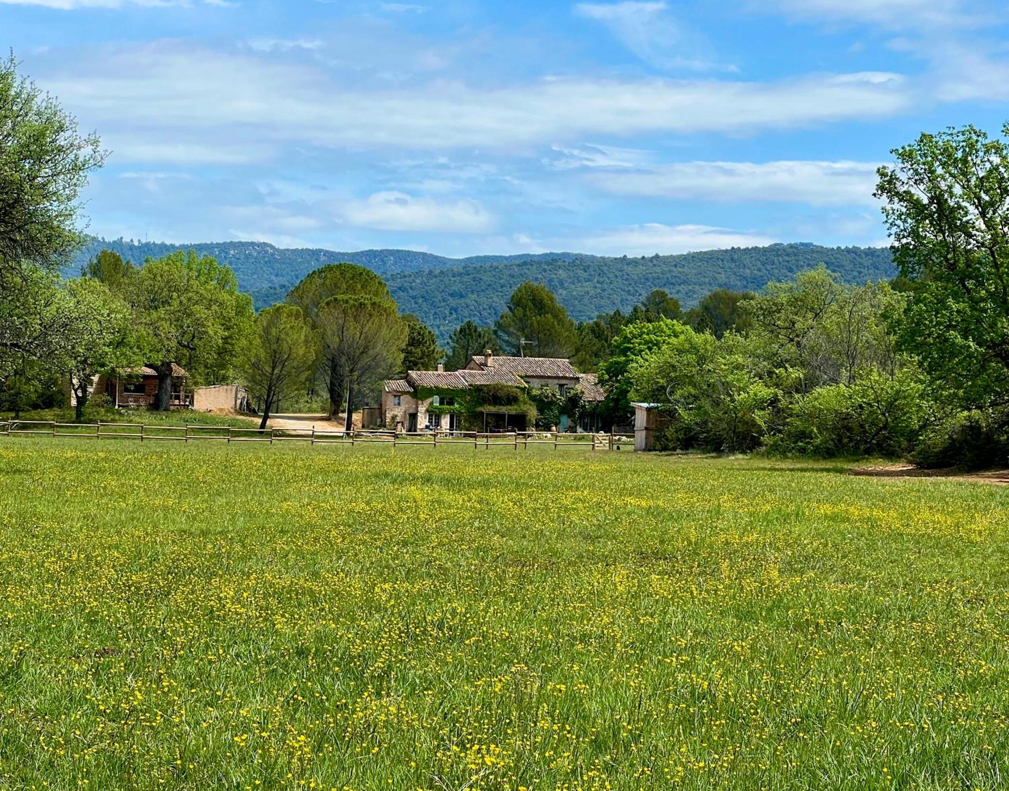 La Cabane De Babarot Aups Exterior photo